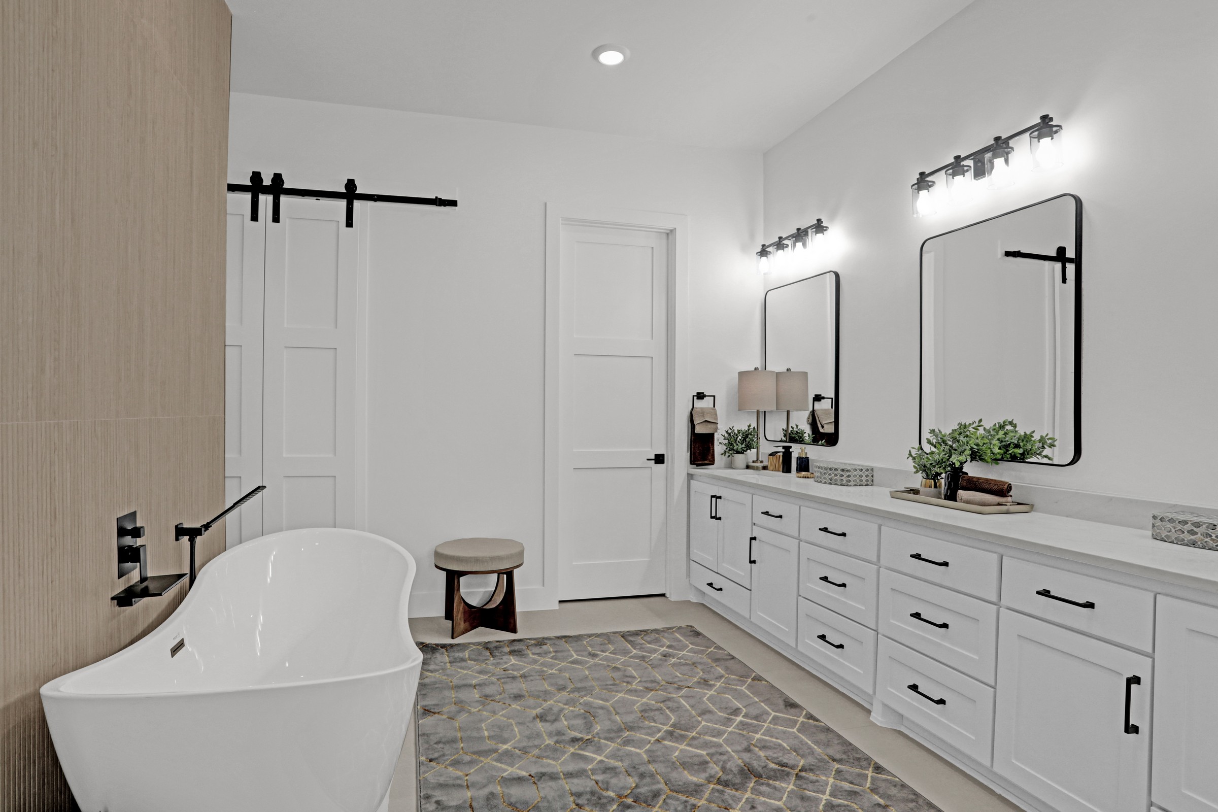Primary bath